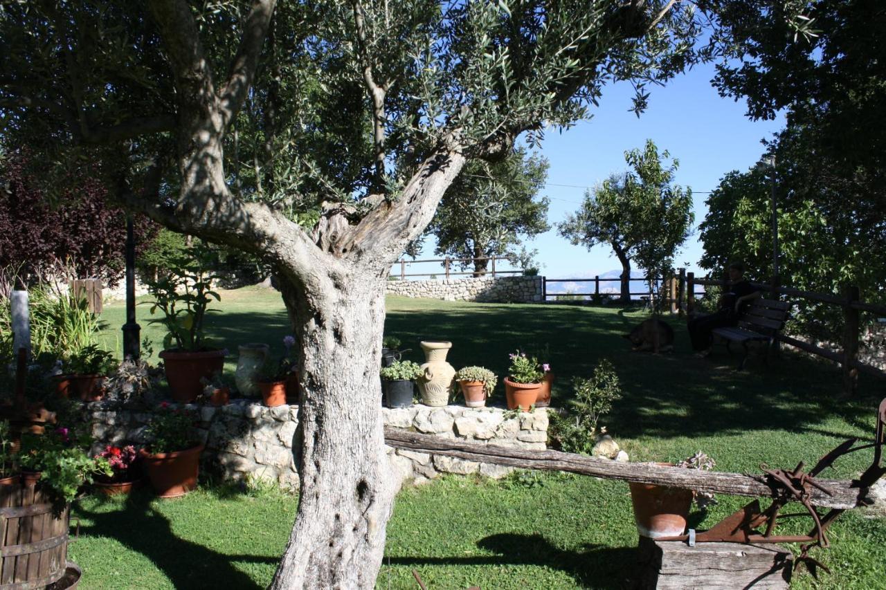 Locanda Del Barone Caramanico Terme Rum bild
